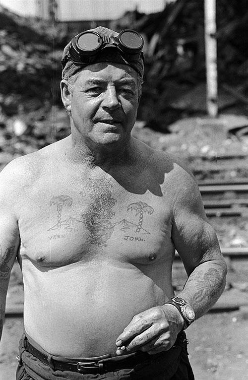 Scrap worker, British Steelworks, Bilston  (1977)