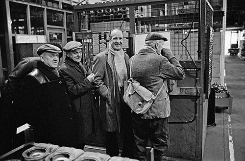 Clocking off at Lee Howl pump factory ,Tipton,  (1978)