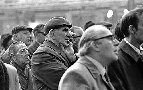 Norton motorcycles strike meeting Wolverhampton  (1976)