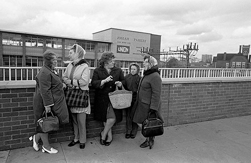 Waiting for the bus at the end of the shift, Willenhall  (1976)