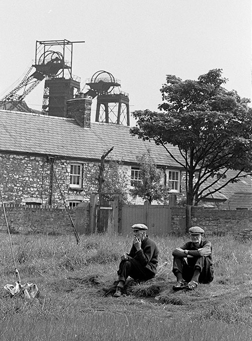 Retired miners passing the time, Maesteg, S Wales  (1969)