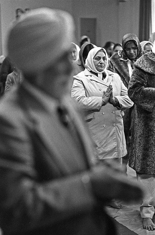 Worshippers at a Sikh temple Wolverhampton  (1976)