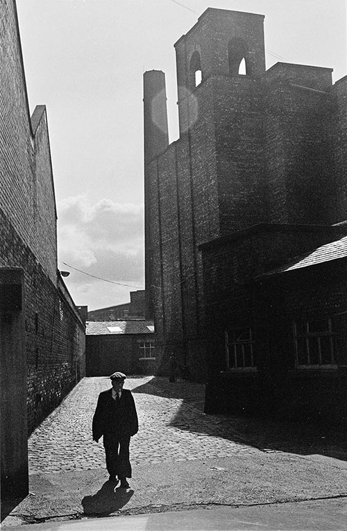 Factory facade Oldham  (1969)