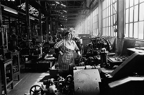 The lathe workshop, Lee Howl pump factory Tipton  (1978)