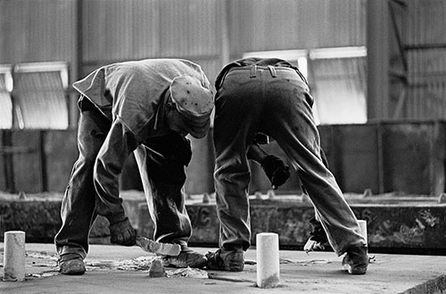 Workers at the mould preparation plant British Steel Bilston  (1977)