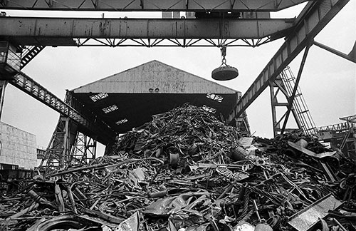 The scrap metal crushing plant British Steel Bilston  (1977)