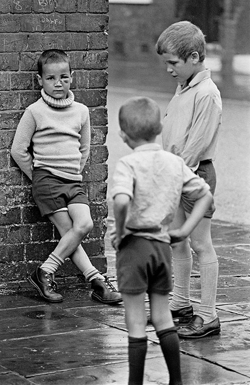 Children on a street corner, Manchester  (1971)